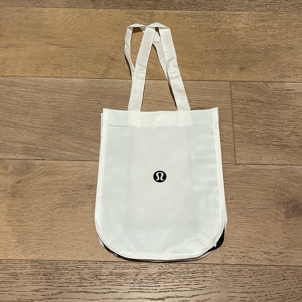 Lululemon White Tote Bag